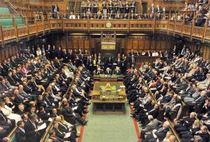 england-governance-adn-politics
