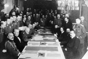 world-war-and-politics